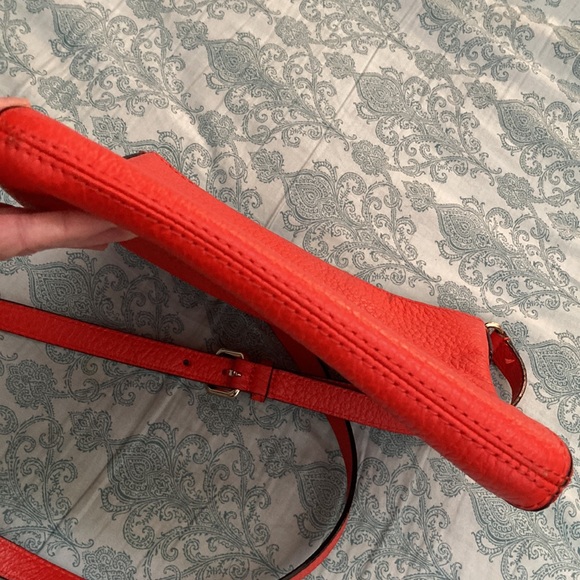 KATE SPADE New York Cora Empire Red Crossbody - Picture 3 of 11